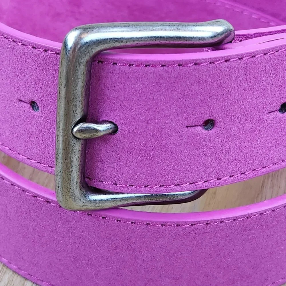 🔸️NWOT Fuchsia Genuine Suede Leather w/Detachable Antiqued Buckle Belt Small